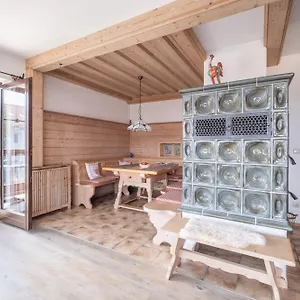  Apartment Gemuetliches Wohlfuehl-apartment Mit Perfektem Seeblick